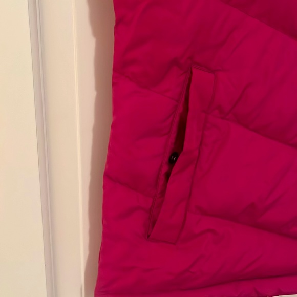 Land’s End Pink Vest - Picture 3 of 4